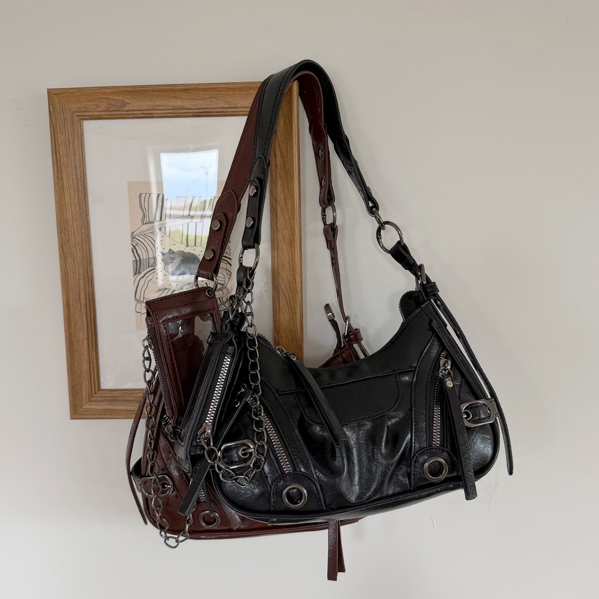 กระเป๋าสะพายข้างขนาดเล็กสไตล์ว - Luxury Bags Tote บทวิจารณ์และราคา