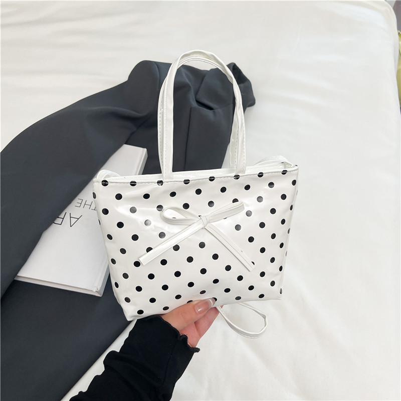 กระเป๋าถือผู้หญิงแบบใหม่ สไตล์ - Luxury Bags Cute บทวิจารณ์และราคา